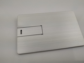 Tarjeta USB de metal